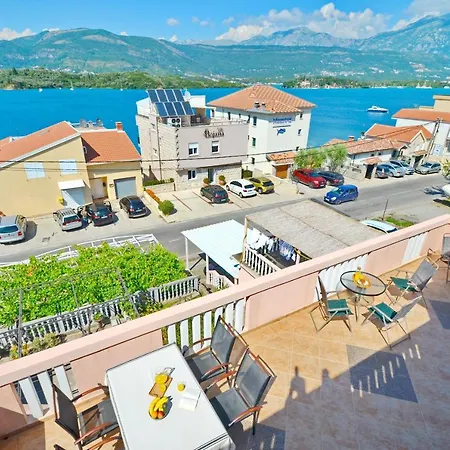 Stradioti Apartments Tivat Exterior photo