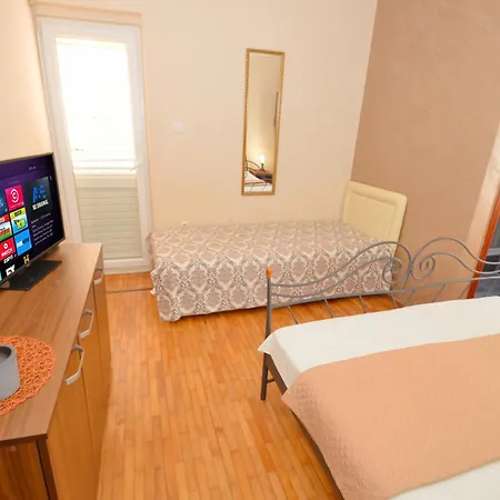 Stradioti Apartments Tivat Exterior photo