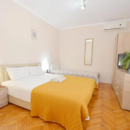 Stradioti Apartments Tivat Exterior photo