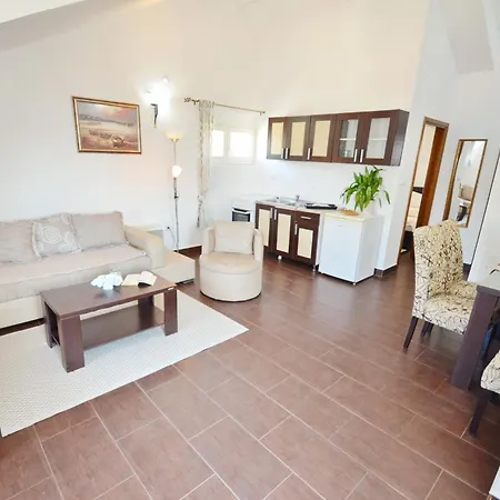 Stradioti Apartments Tivat Exterior photo