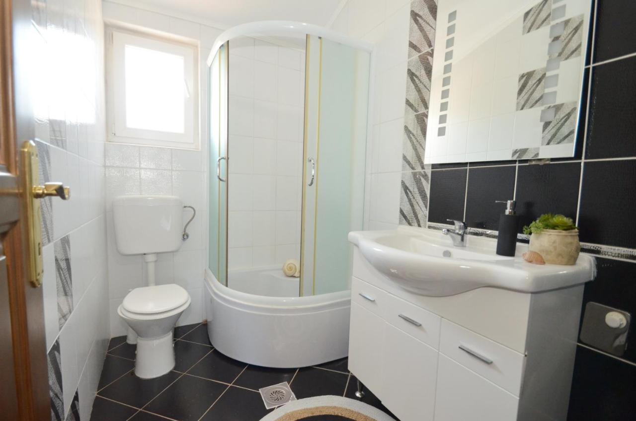Apartment Stradioti Tivat